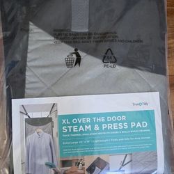 NEW 45" x 19" Over The Door Protective Clothes Steamer Pad, Ironing and Press Pad