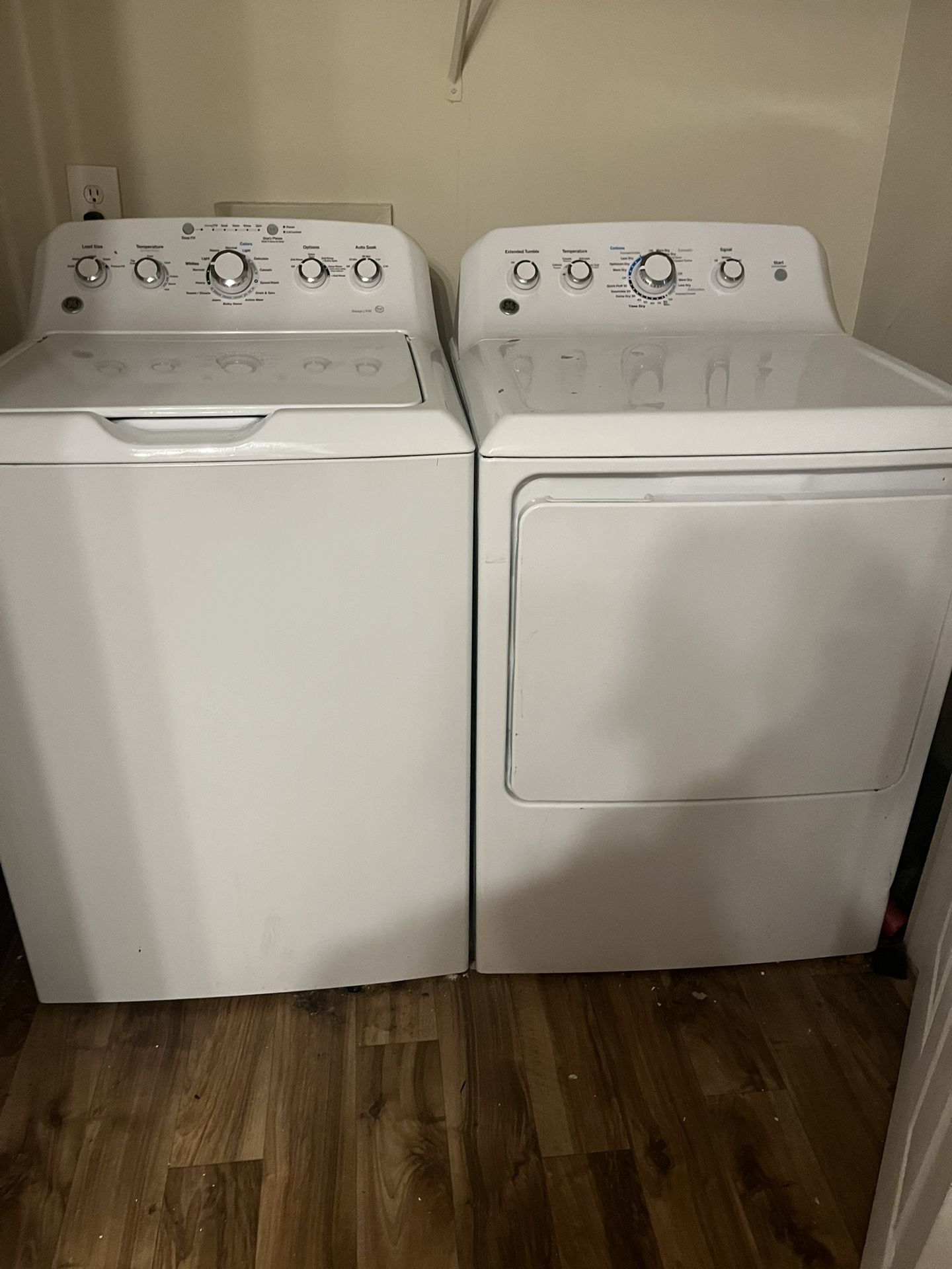 GE Washer And Dryer 