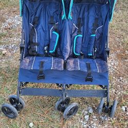 Double Stroller By DELTA CHILDREN