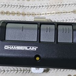 CHAMBERLAIN GARAGE DOOR CLOSER