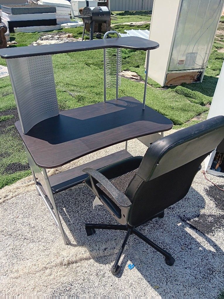 Computer Desk And Chair