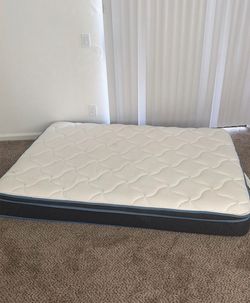 Full size mattress