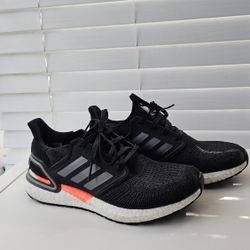 Women ADIDAS shoes Size 8.5 