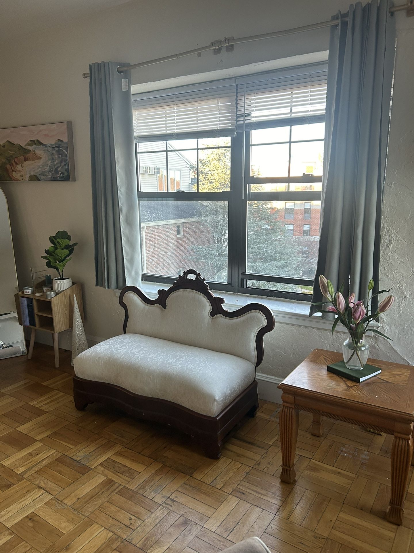 Regency Style Love Seat (free Delivery) 