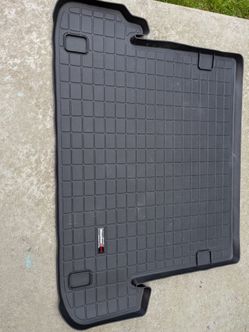 GX460 WeatherTech cargo liner