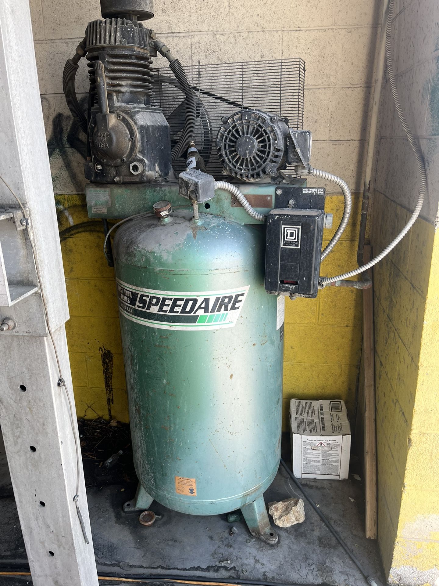 Electric Air Compressor