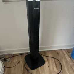 Holmes Oscillating Tower Fan – 3 Speeds + Timer 