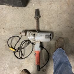 Milwaukee Holeshooter