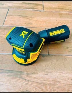 Dewalt sander Xr