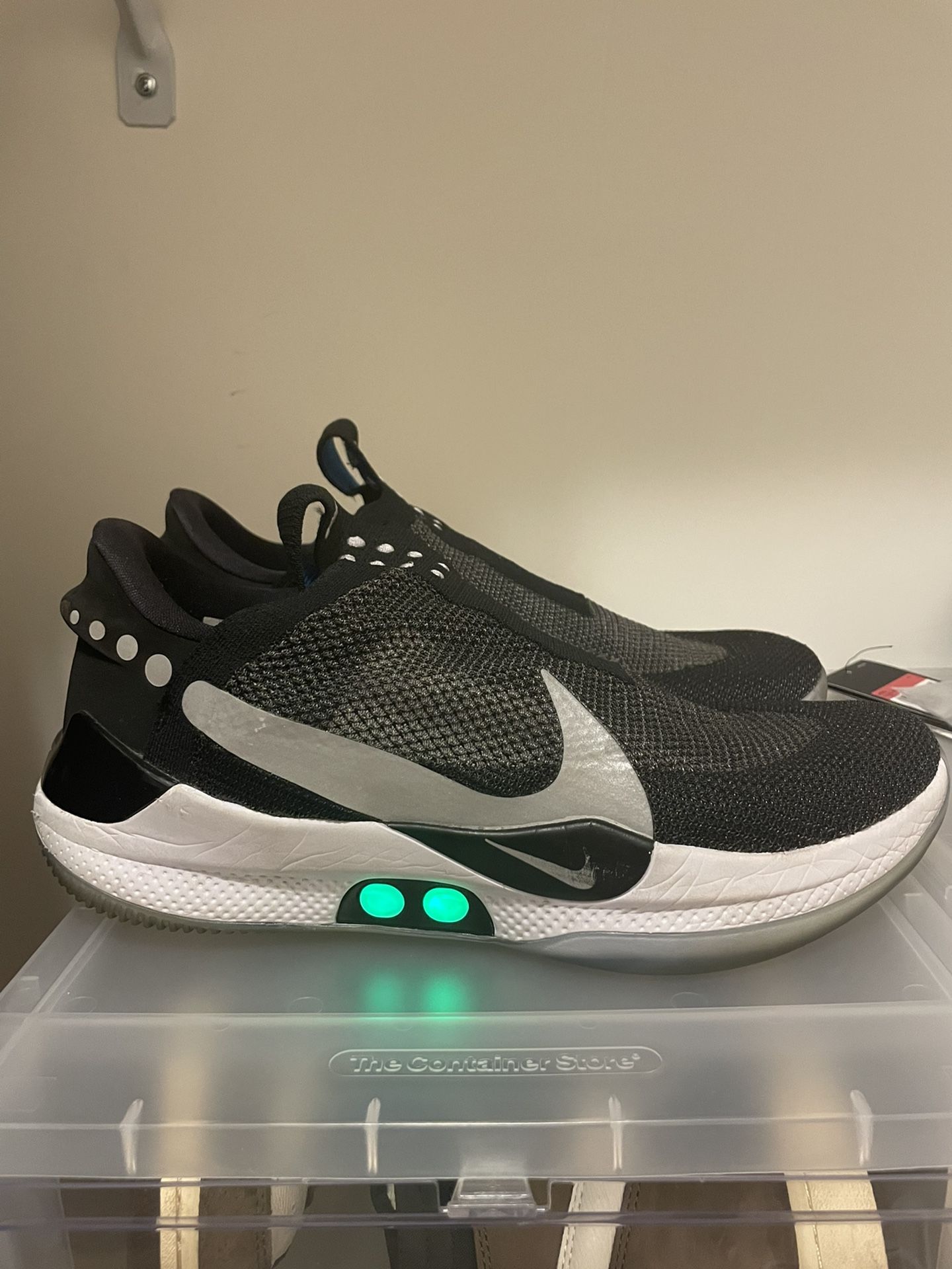 Nike Adapt BB Pure Platinum US Charger