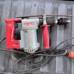 HILTI TE-17 Hammer Drill