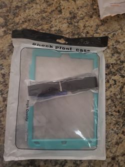 Unopened case for iPad pro 11in