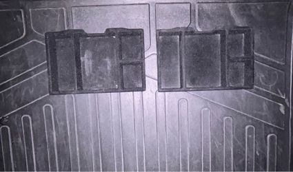 GM CADILLAC ESCALADE CENTER CONSOLE TRAY. ESCALADE, SURBURBAN, YUKON
