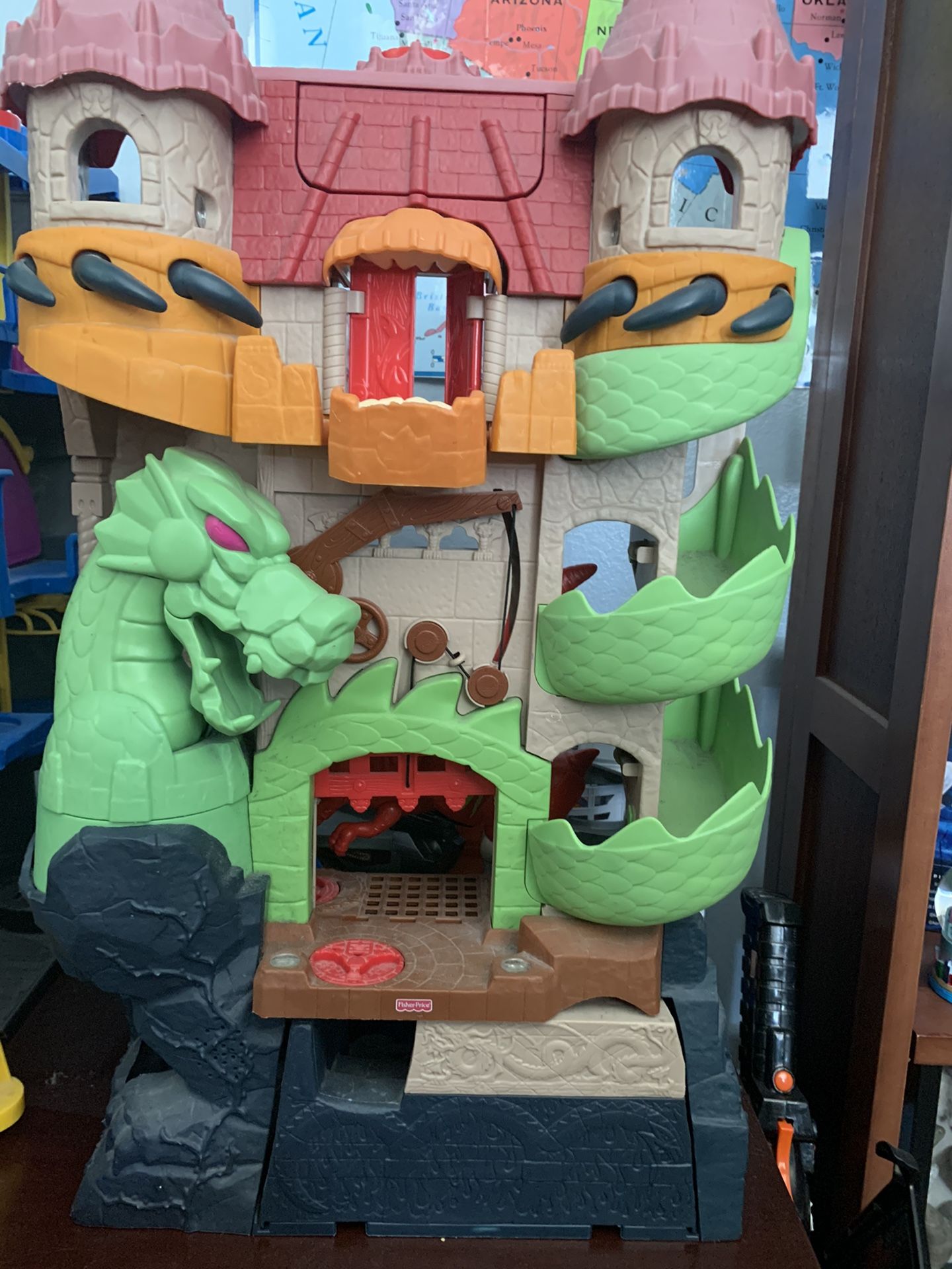 Imaginext Fisher-Price Dragon World Fortress Castle Playset Play Set Toy