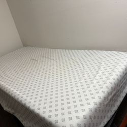 Bed & Bed Frame