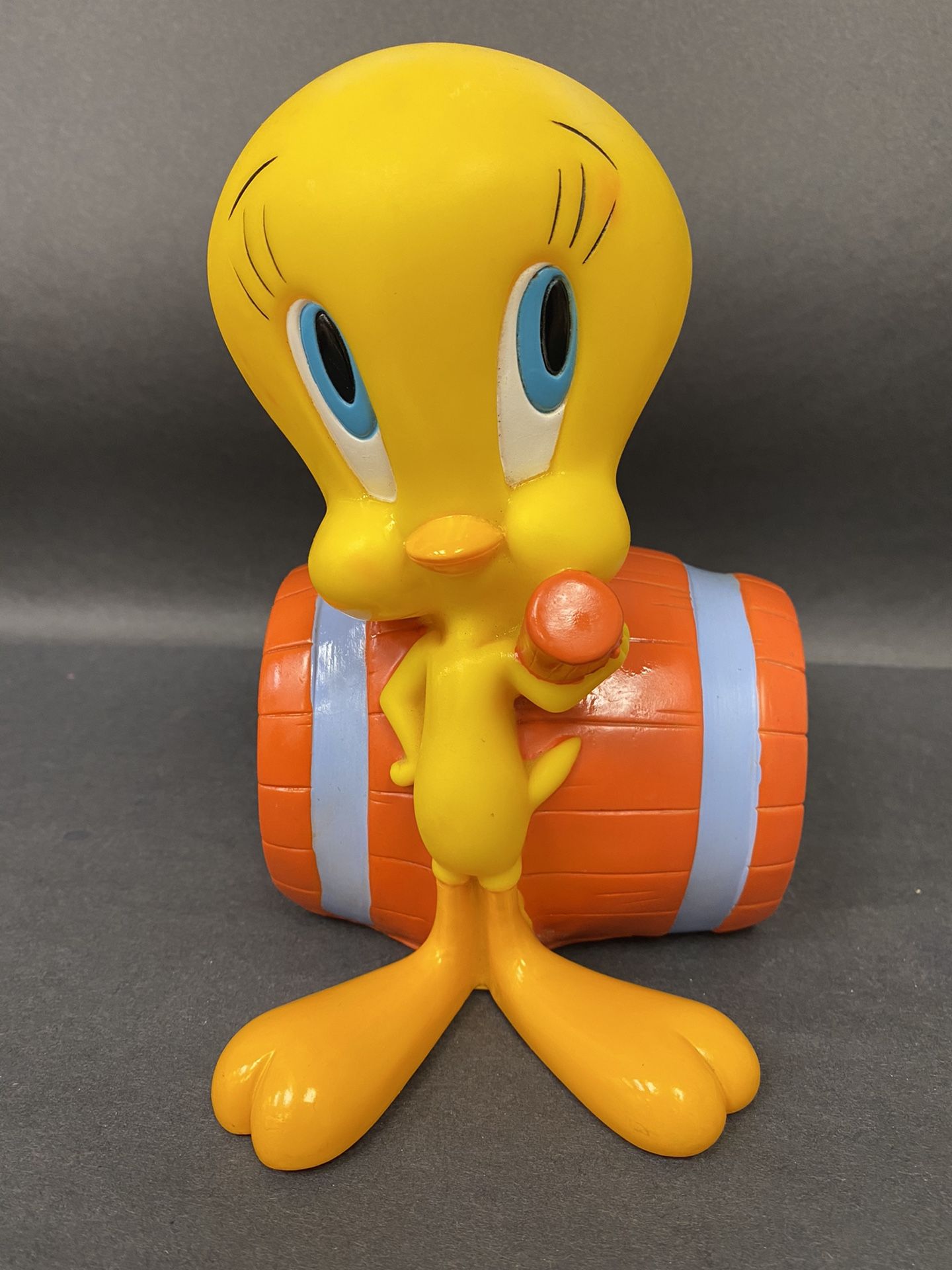 Vintage 1997 Warner Brothers WB Tweety Bird PVC Bank