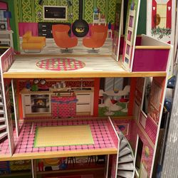 Modern Dollhouse