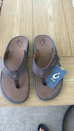 Men’s OluKai Flip Flops size 13