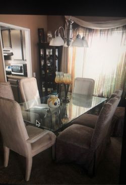 Beautiful Glass Dinette Set! Shabby Chic!! 8 Chairs