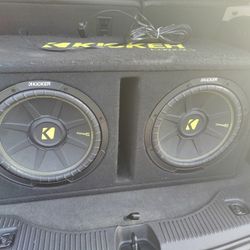Dual 10" Kicker Subwoofer+Amp