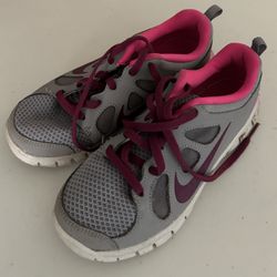 Nike Girls Shoes Size 1Y