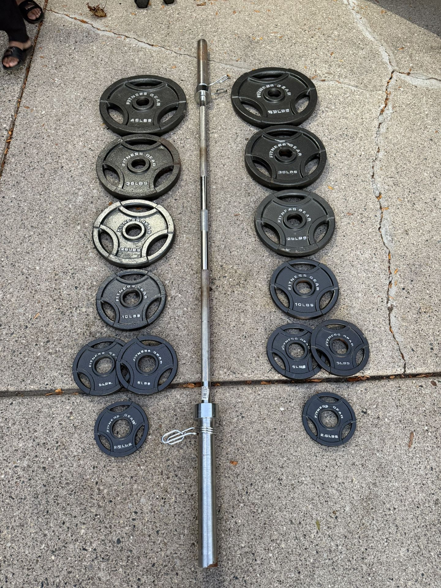 300 LBS Olympic Weight Plate Set With Barbell
