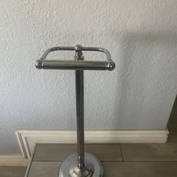 Brand New Chrome Toilet Tissue Holder