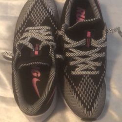 Nike Zoom Winflo Woman Size 7.5