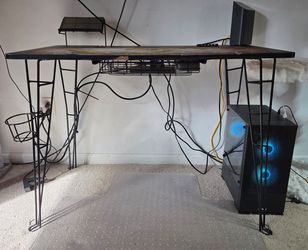 Metal frame computer desk