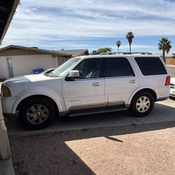 2003 Lincoln Navigator   