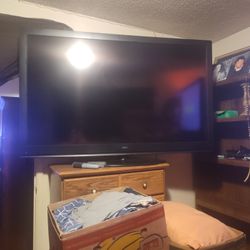 60" Seiki Tv
