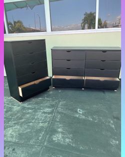 5 and 8 drawers dresser / Five and eight drawers dresser / Cajoneras