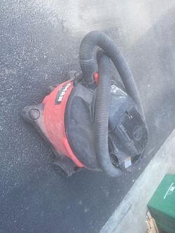 Wet vac 16 gallon lowboy