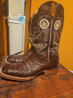 Botas de codrilo originales.