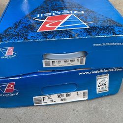 Assortment Of Old Roller skates 