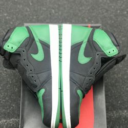 Jordan 1 high pine green - size 13