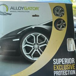 Alloy Gator White