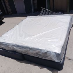 King Memory Foam Mattress And Box Spring