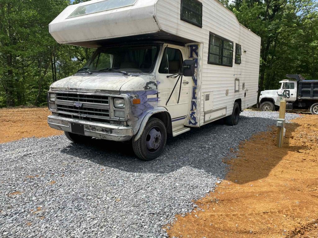 1986 Chevy RV for Sale in Forsyth, GA - OfferUp