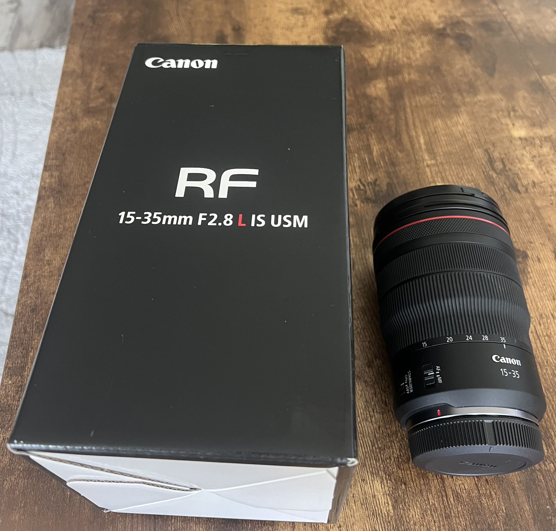 Canon RF 15-35mm f/2.8 L IS USM Lens - UV PROTECTOR INCLUDED - Slightly Used: Excellent Condition