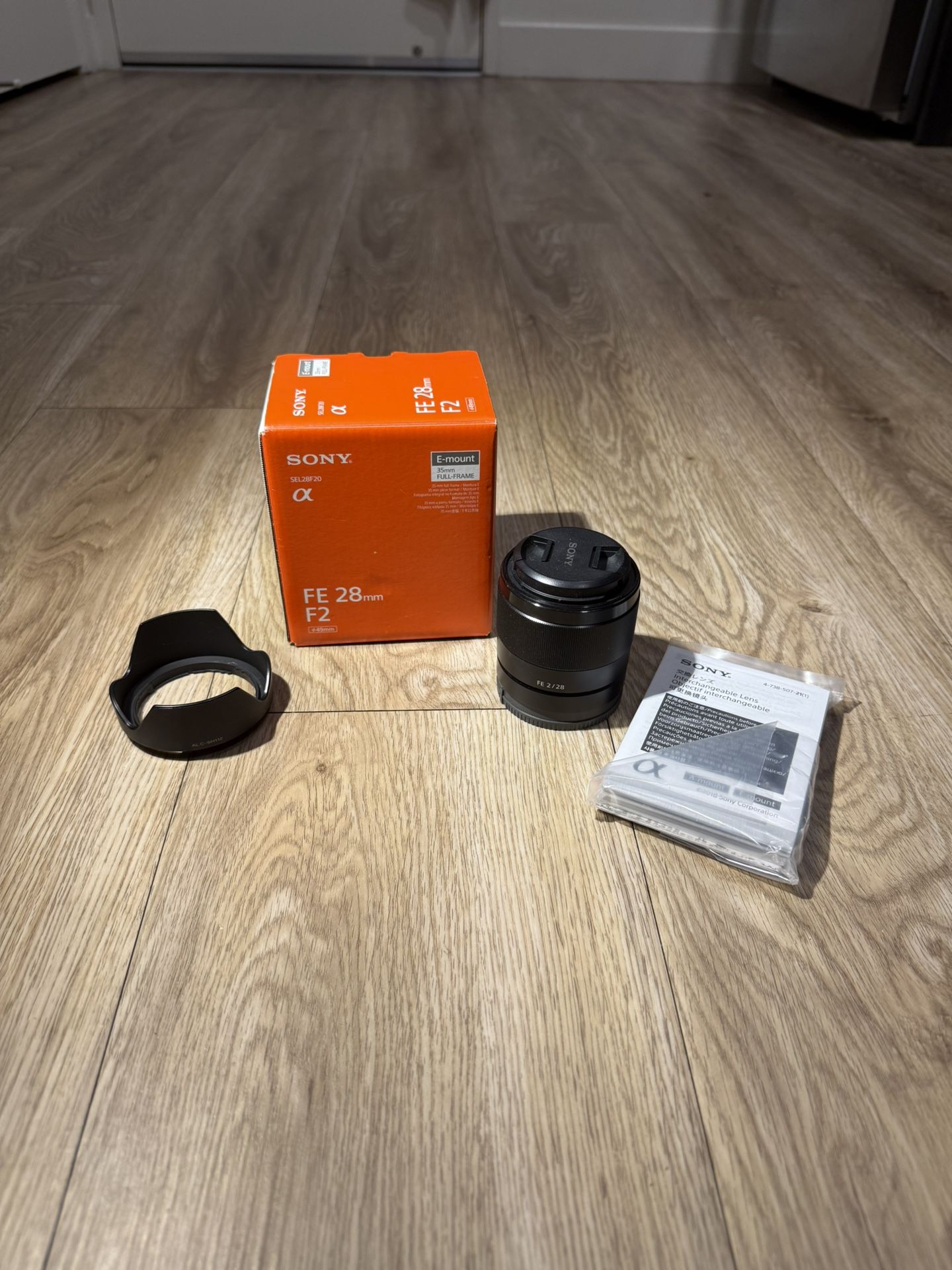 Sony SEL28F20 FE 28mm f/2-22 Standard-Prime Lens for Mirrorless Cameras
