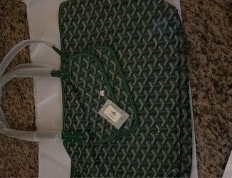 Goyard saint Louis tote