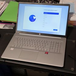 17.3" HP Laptop