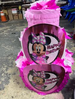 Disney Minnie Mouse three tier pinata with balls