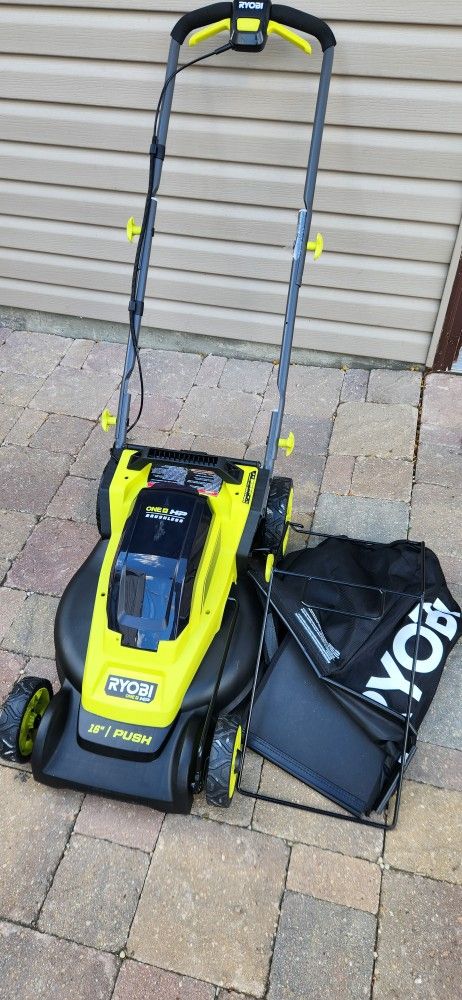 RYOBI
ONE+ HP 18V Brushless 16 in. Cordless Battery Walk Behind Push Lawn Mower (Tool Only)