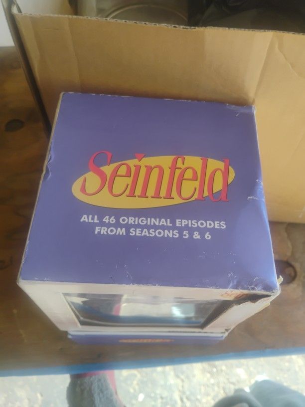Seasons 5 And 6 Of Seinfeld 48 Original Episodes Collector's Box