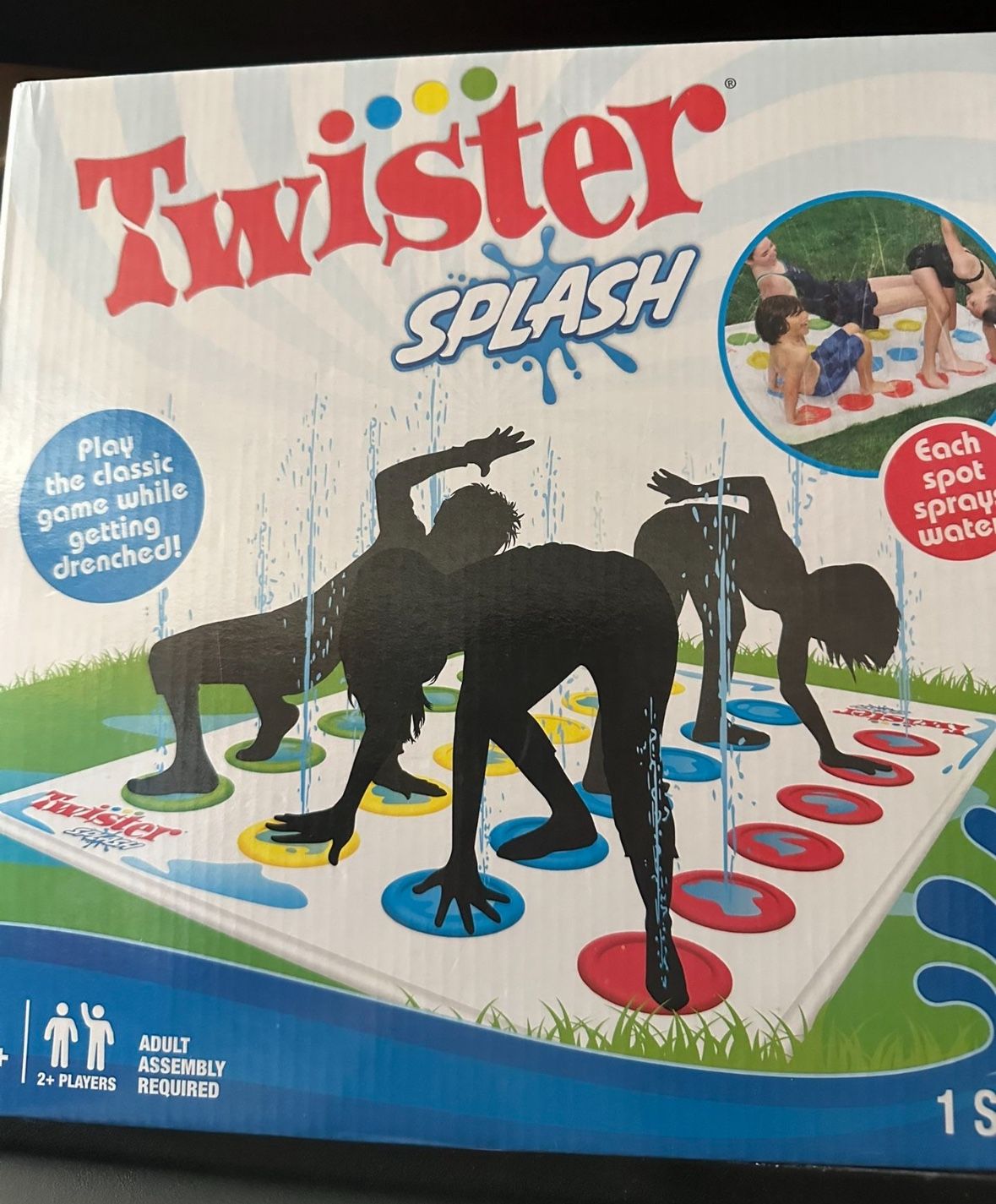 New twister splash water play game