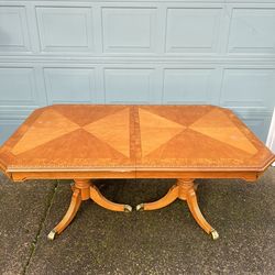 🍽️ Solid Wood Extendable Dining Table w/ 2 Leaves – Seats 6–12