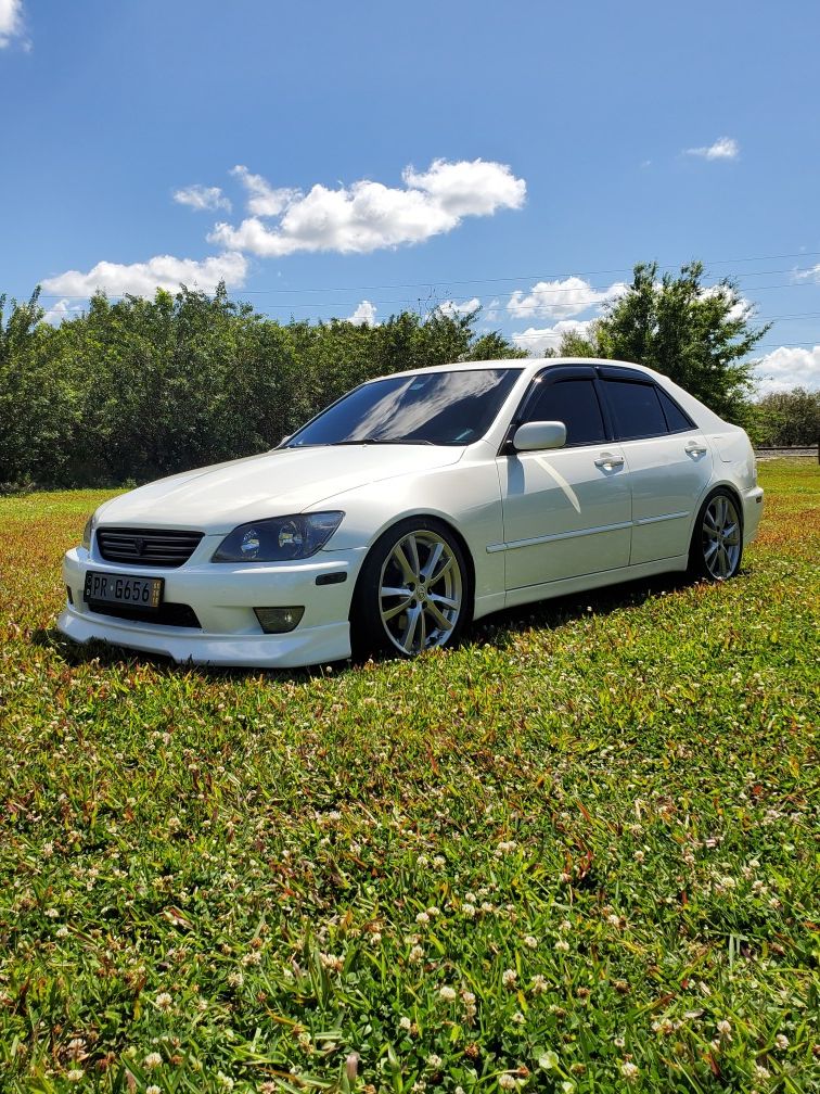 2002 Lexus IS 300