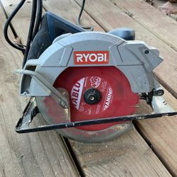 RYOBI Left Handed Corded Skilsaw 